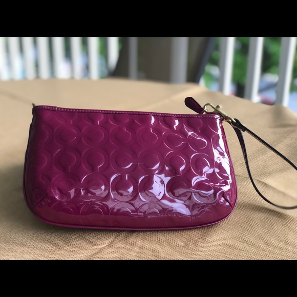 Berry patent leather Coach wristlet - Picture 3 of 5